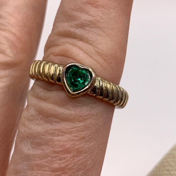 Jewelry - Heart Ring with GENUINE Green Tourmaline Stone